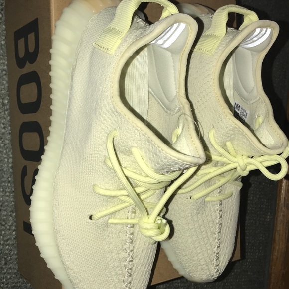 Yeezy Boost 350 Butter - Picture 1 of 4
